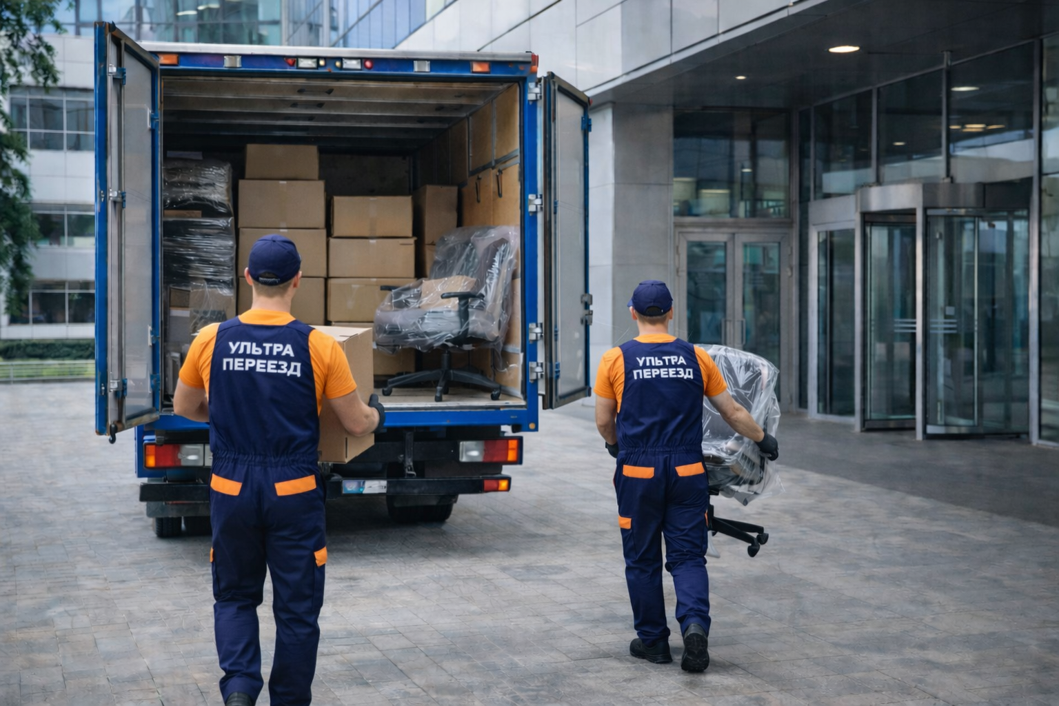 Перевозка сейфа на такелажной тележке